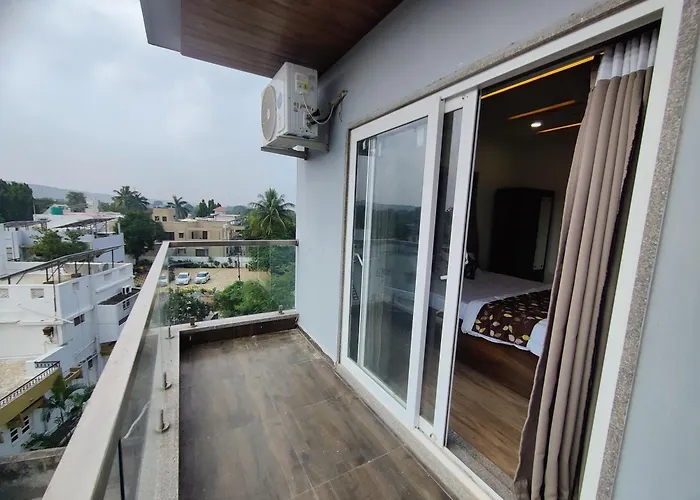Rt Residency Hotel And Lodge
