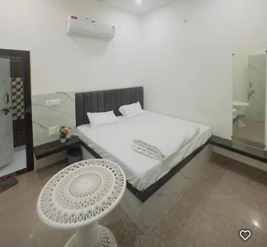 Sri Shyam Hotel And Restorent
