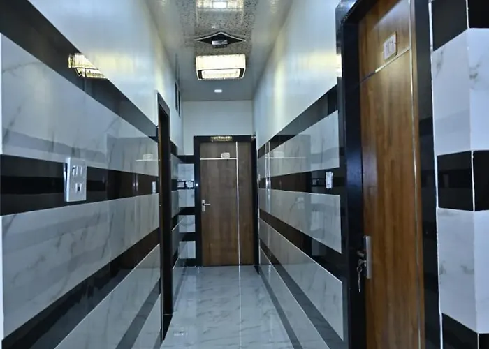 Hotel Radhe