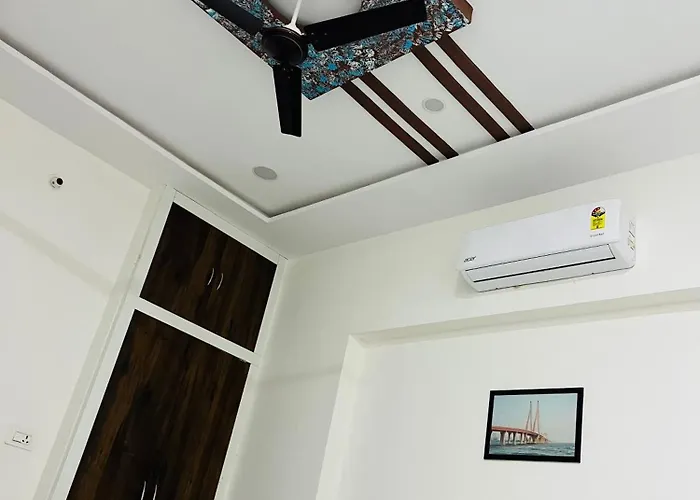 Hotel Cr Residency