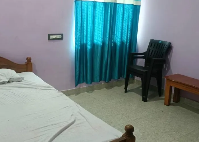 Hotel Blue Whale