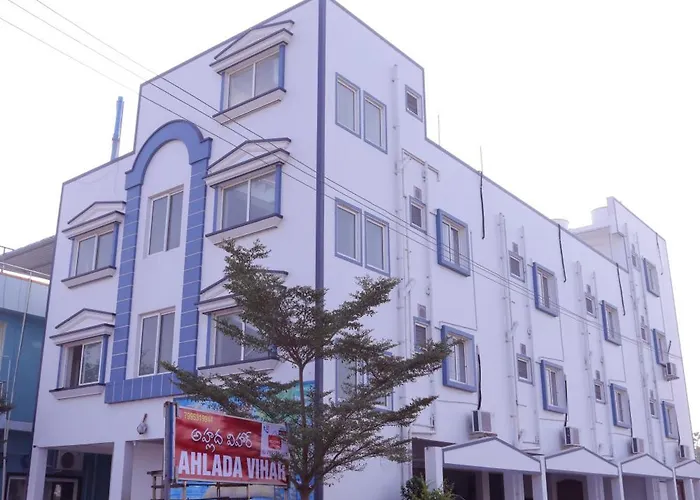 Av Resort