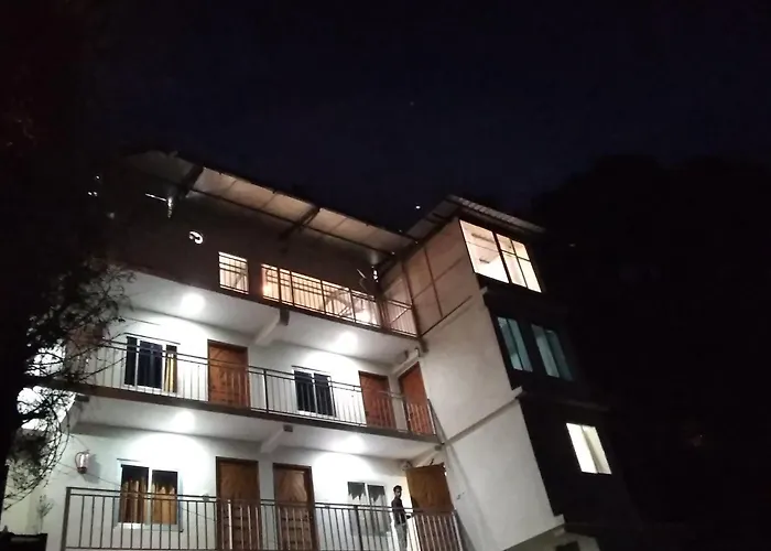 Mount Aura Stay & Dine