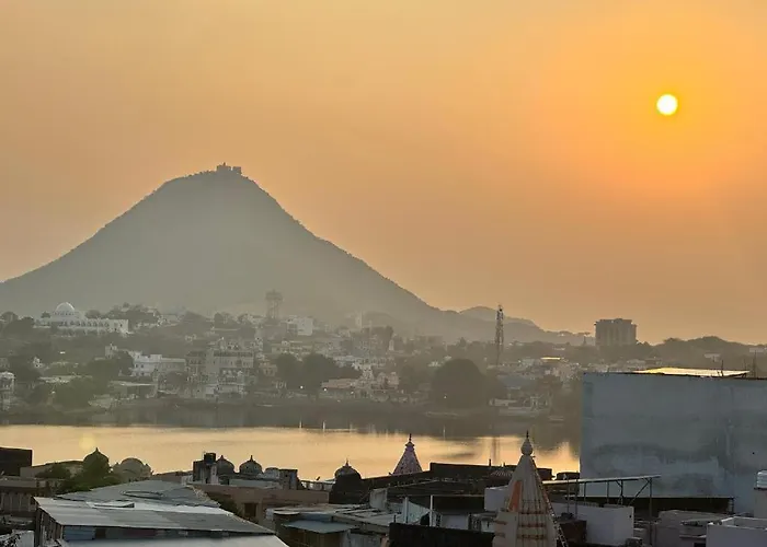 Pink Floyd Cafe & Hotel , Pushkar