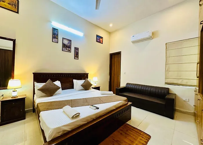 Hotel Oxygen Inn-Noida Sector 51