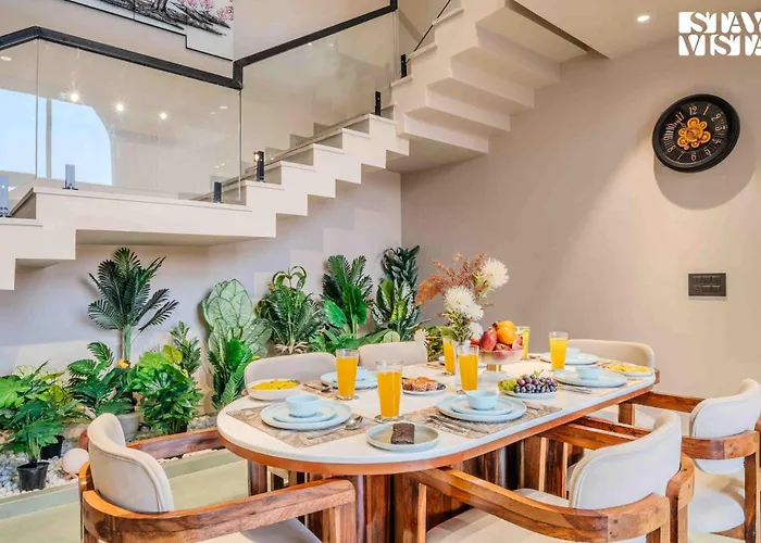 Stayvista'S Blume Villa - 4Bhk With Bar & Alfresco Dining