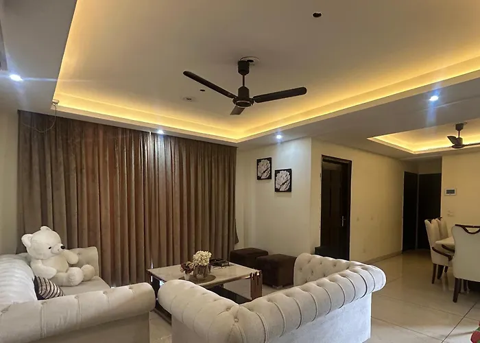 Skynest - 3Bhk - Airport Road Mohali - For Corporate & Families