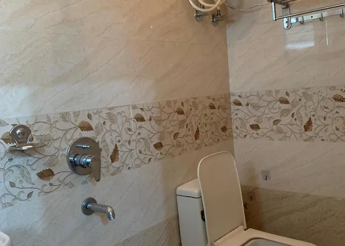 Premium Home Stay At Vip Road