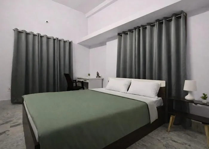 Comfort Home Cozy 2Bhk Flat Near Airport