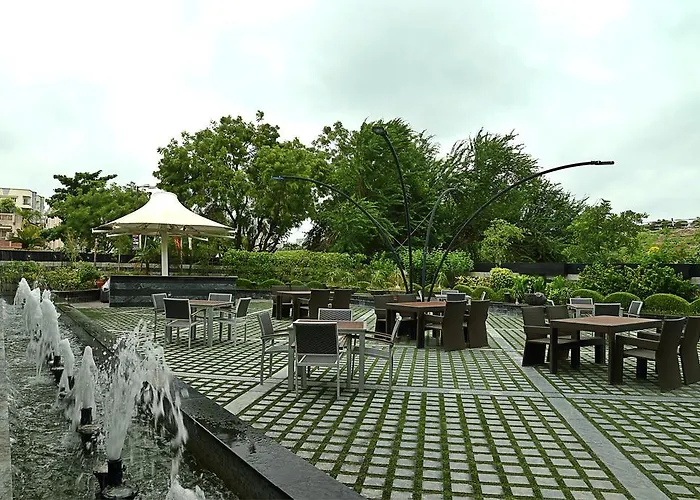 Fortune Select Sg Highway, Ahmedabad - Member Itc Hotels' Group
