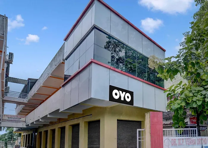 Super Hotel O Siddhi Vinayak Hotel & Banquets