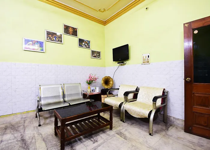 Hotel O Paras