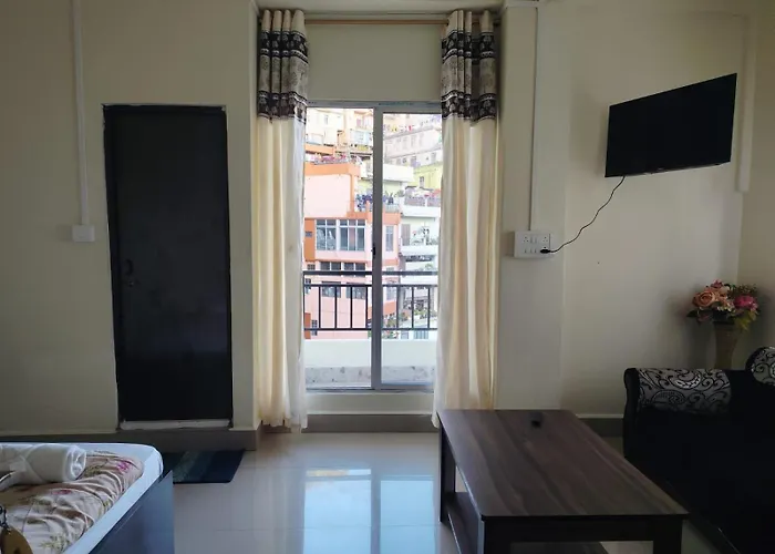 Fanai Inn