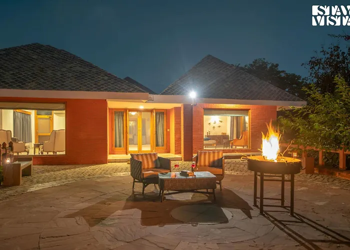 Stayvista'S Morbaugh Palace - 6Bhk Villa With Private Pool & Gazebo