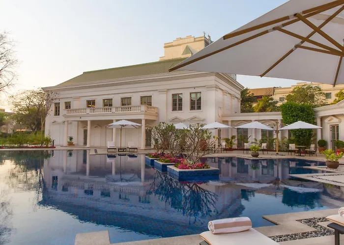 Dlf Club 4