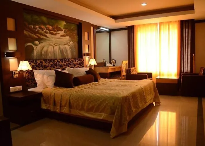 Hotel Sky Pearl