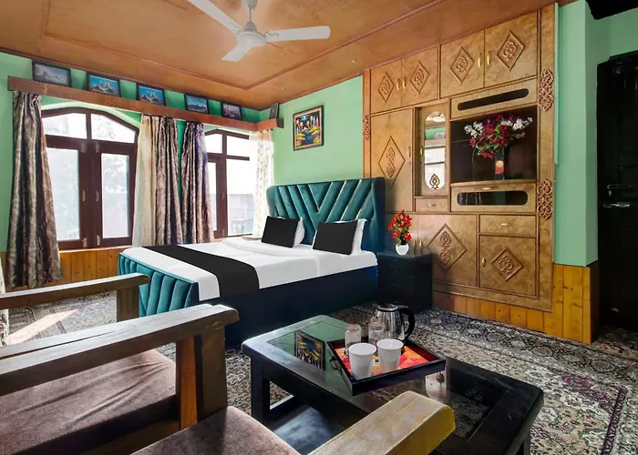Collection O Brein Nishat Formerly Continental Guest House