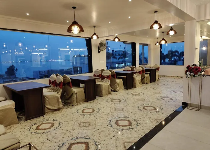 Hotel Jvs Palace