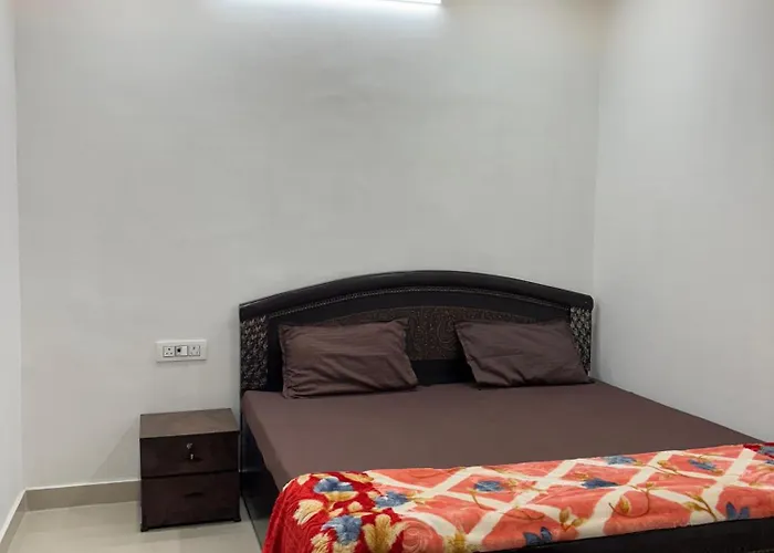 Rukmani Rooms