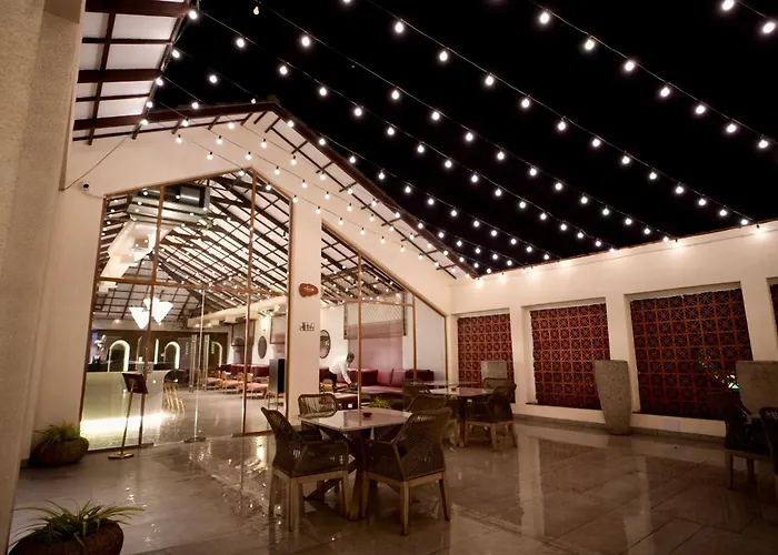 Vinaika Eco-Resort