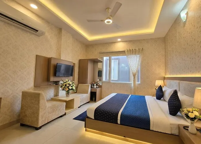 Hotel The Olive Suites Near Delhi International Airport