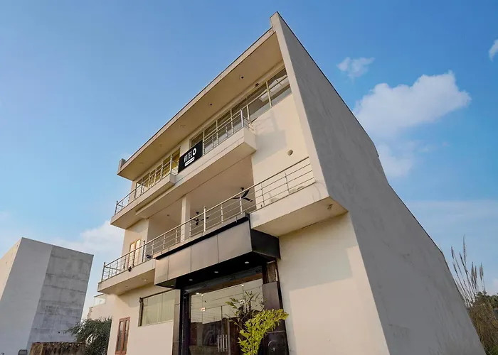 Super Hotel O Chhatrapati Shivaji Subharti Hospital Meerut Formerly Hotel Satyam