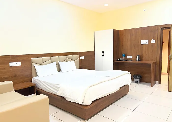 Hotel Trishul Grand