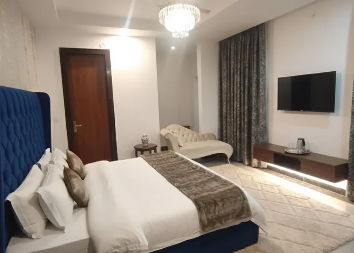 Hotel Loft Near Igi Airport New Delhi