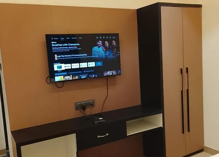 Hotel Gurudev Inn
