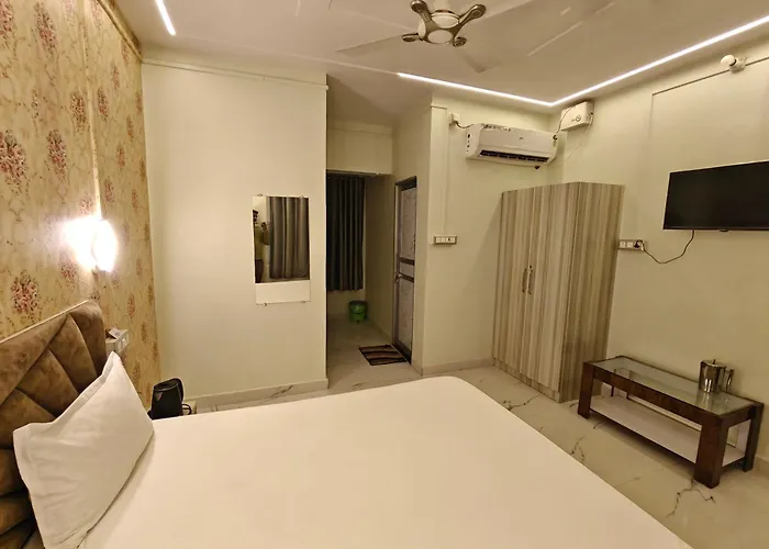 Hotel Shiv