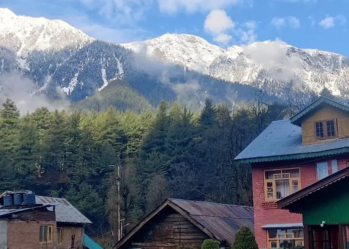 K2 Alpine Hotel