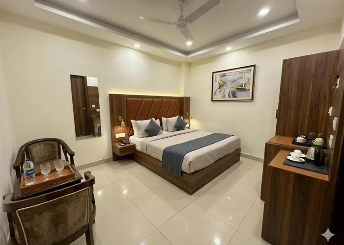 Hotel Marina A Family Hotel Delhi
