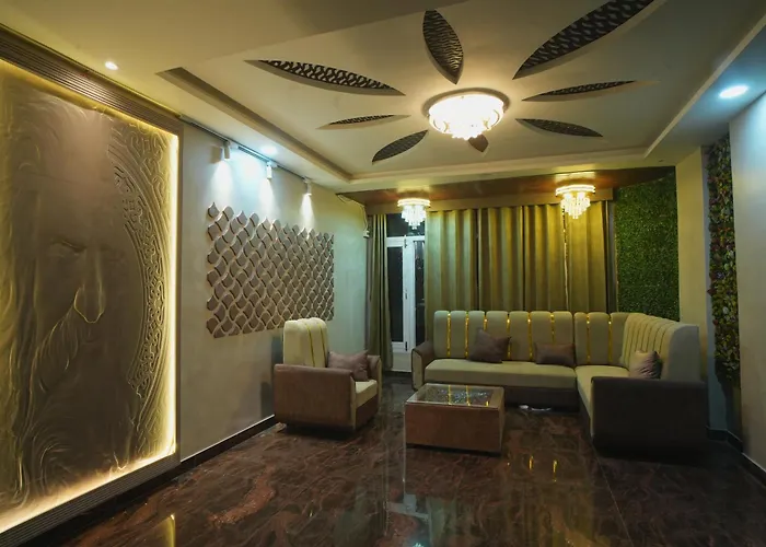Kasa Courtyard Hotel