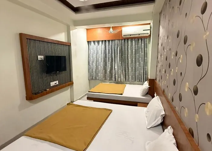 Hotel Sumeet Palace
