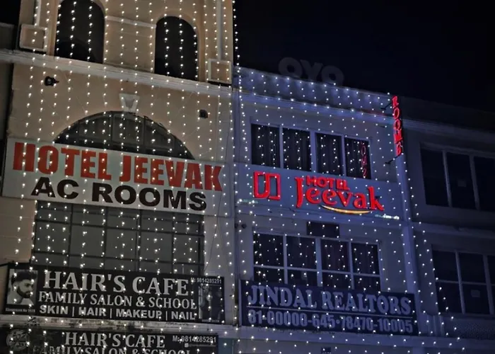 Jeevak Hotel