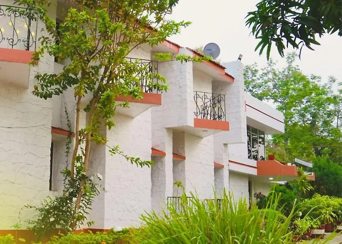 Pine Tree Resort Betla