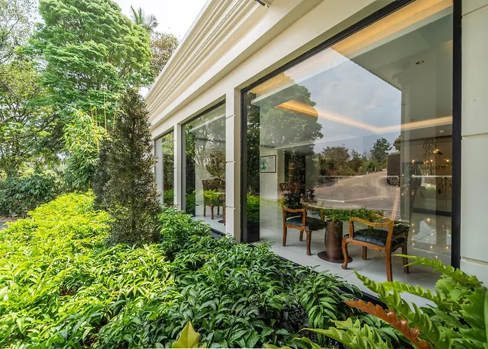 Treebo Premium Silva Lux