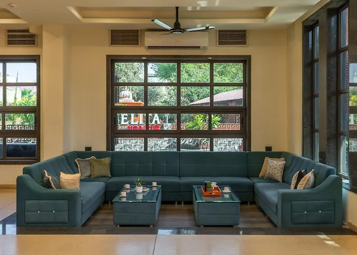 Perfectstayz Premium Stepwell By The Lake