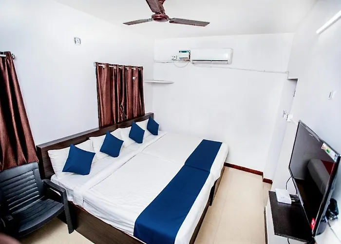 Starlight Hotel1Square