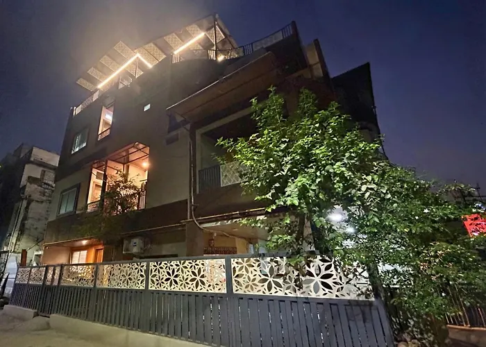 Fateh Villa Girls Hostel, Vijay Nagar