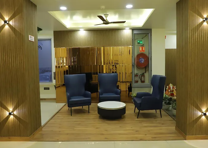 Hotel Welcome Palace Near Mcdonald"S & New Delhi Railway Station & Connaught Place