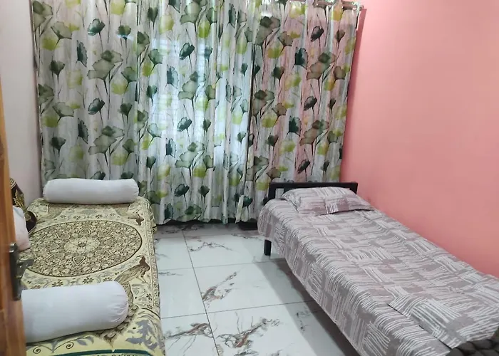 Yerramsetti Vaari Homestay, Full 3Bhk, Ac Rooms , Kitchen Access Self Cooking