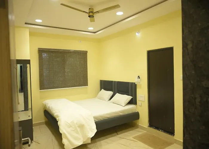 Hotel Nemi Residency