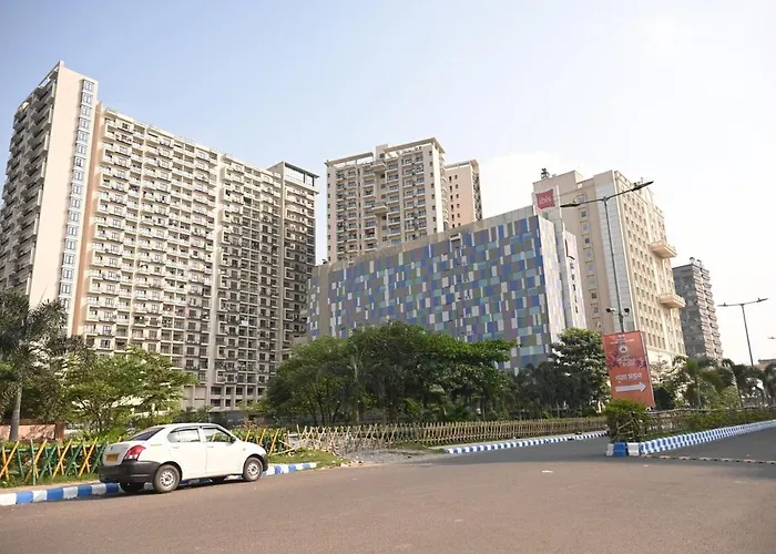 Pooja & Dev Home In Kolkata, India
