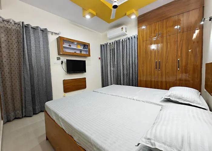 Casa Intelistay Smart, Stylish 2Bhk In Lucknow