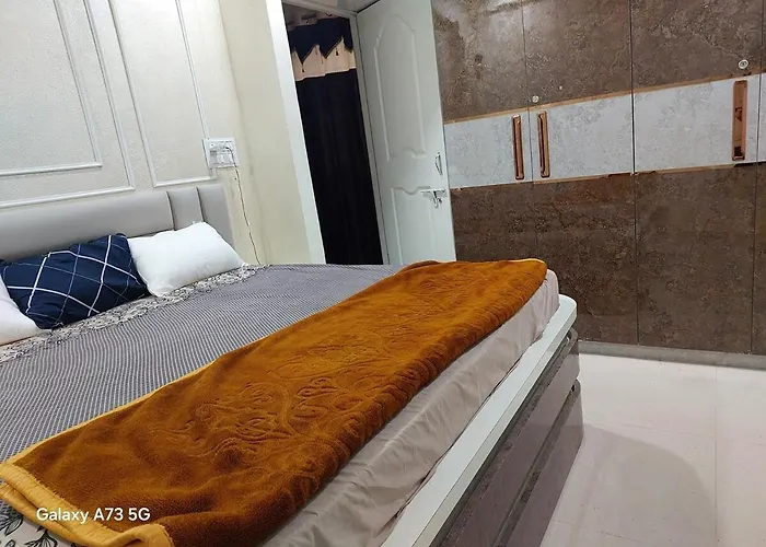 The Pinnacle Retreat , Jaitala