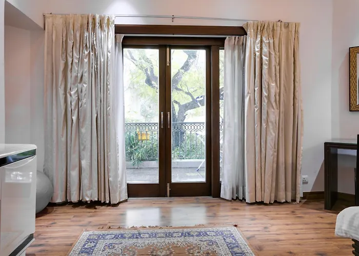 Avanti Tenantry-Luxurious Service Apartments