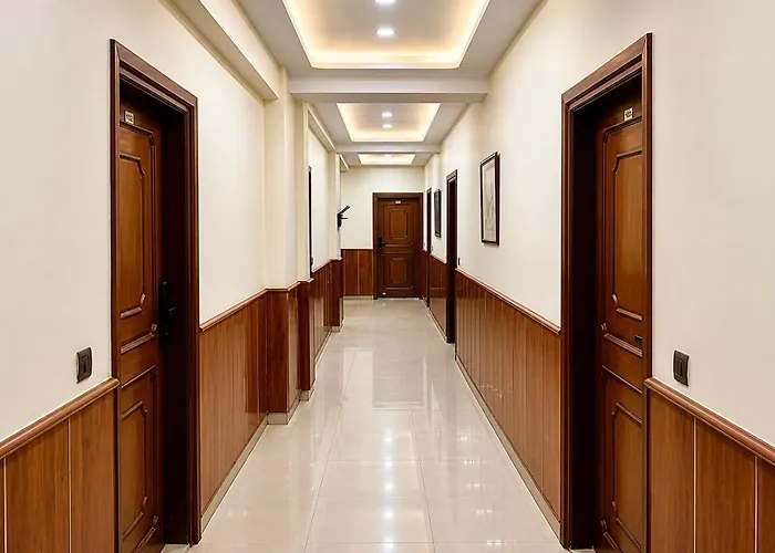 Kashish Residency - Premium Rooms Noida