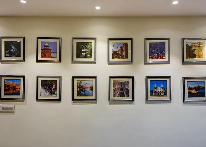 Qotel Comfort Ip Residency East Delhi Preet Vihar New Delhi
