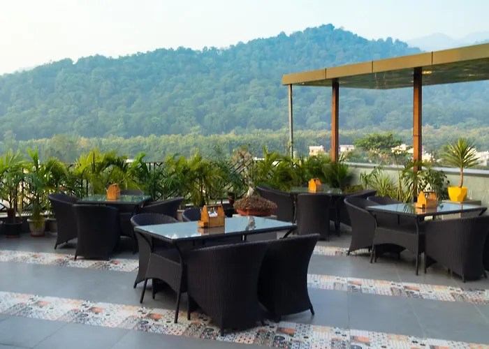 Trevon The Shire Inn Haldwani